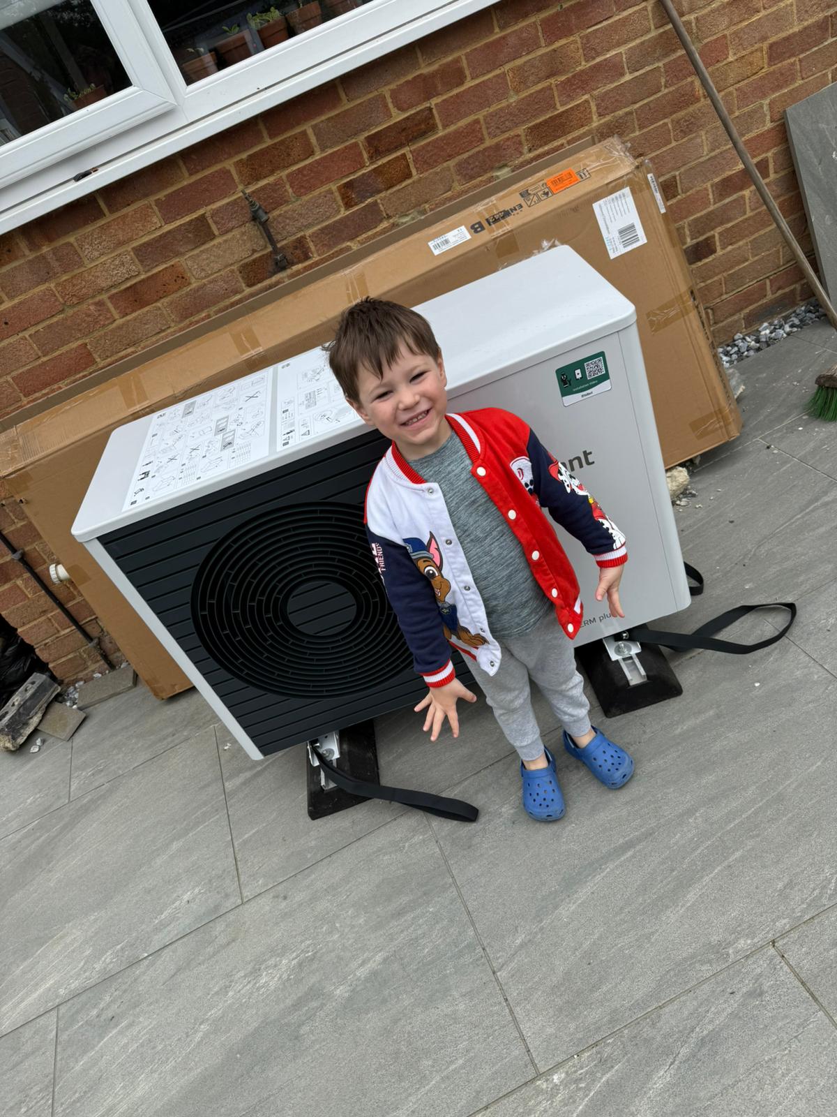 TPS Eco renewable energy installation in Kent - Project 17